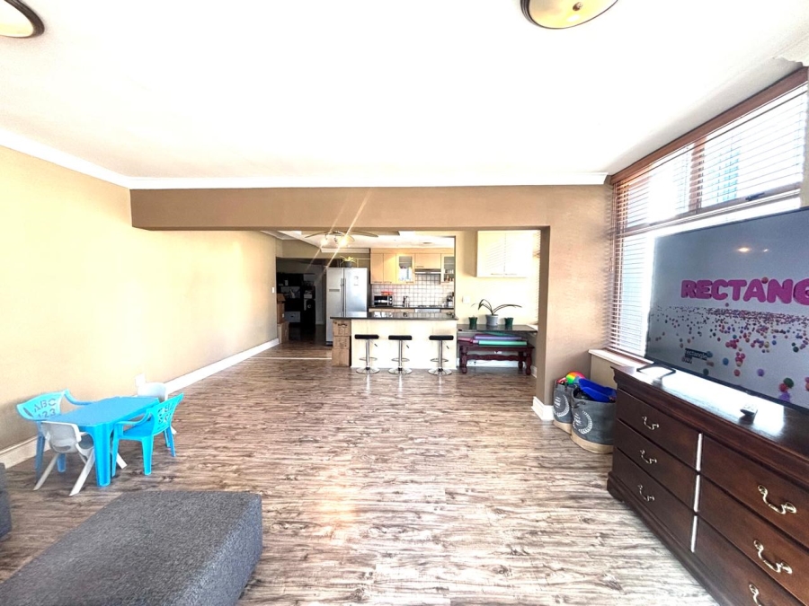 To Let 2 Bedroom Property for Rent in Cape Town City Centre Western Cape